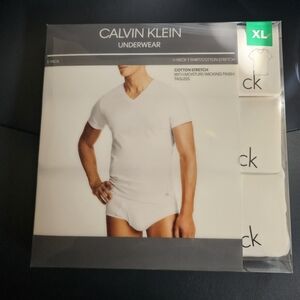 NWT Calvin Klein Men’s Cotton Stretch V-Neck T-Shirt 3 Pack Size XL | Designer